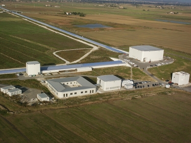 ŒUVRE DE GENI CIVIL A SERVICE DE L’ANTENNE INTERFEROMETRIQUE  APPELEE  VIRGO A CASCINA - PISA